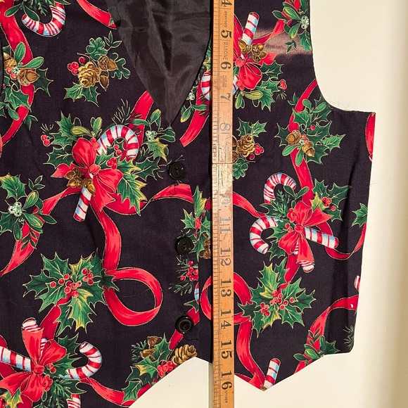 KID’S SADDLE RIVER SPORTSWEAR CHRISTMAS VEST. - Picture 7 of 8